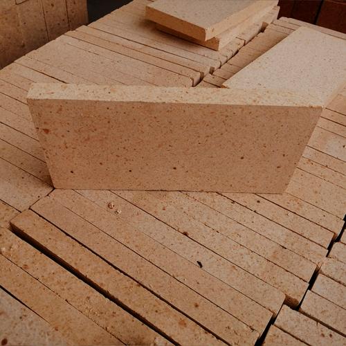 厂家直供耐火砖二分片三分片四分片五分片高品质耐火砖现货充足